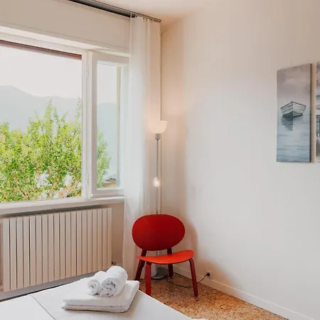 39 Moltrasio, Semesterbostad